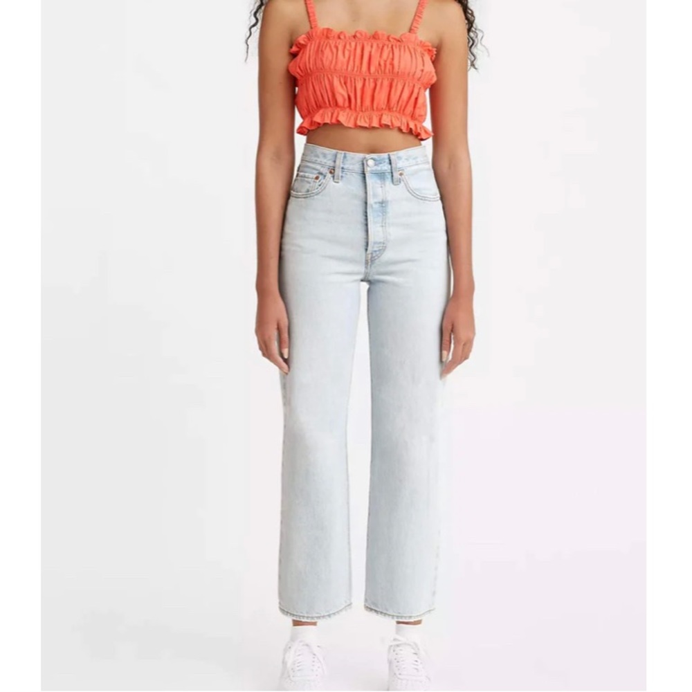 Levi’s ribcage straight size 25 x 27 in rare wash ojai shore